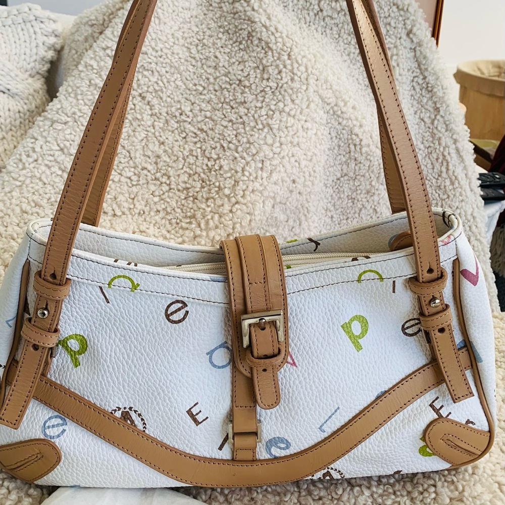 Like new Valleverde Italian Leather bag! White and beige